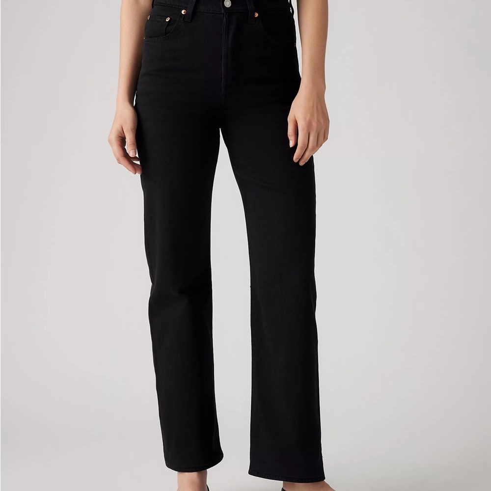 NWT Levi’s black ribcage straight ankle jeans